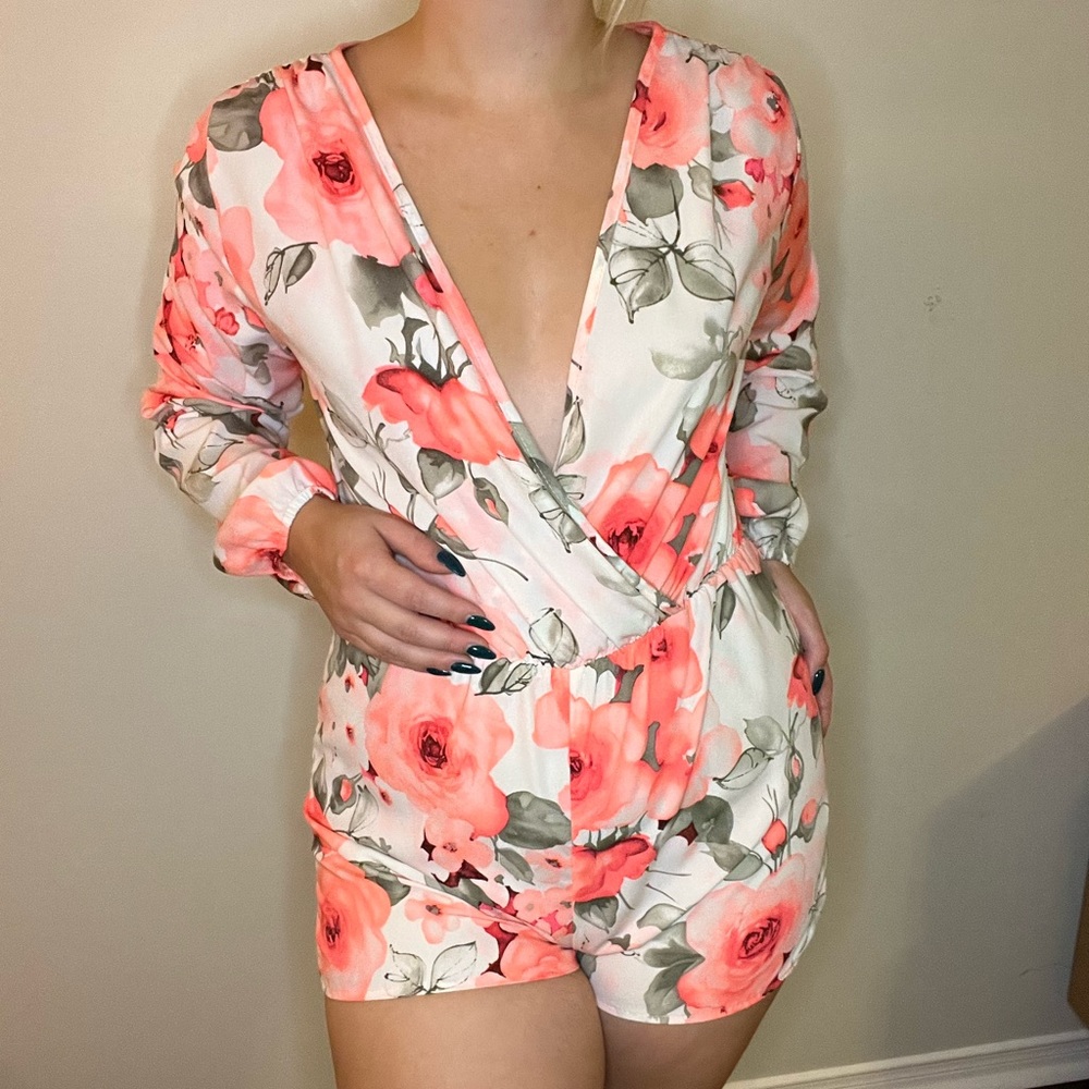Floral Print Romper - Picture 6 of 6